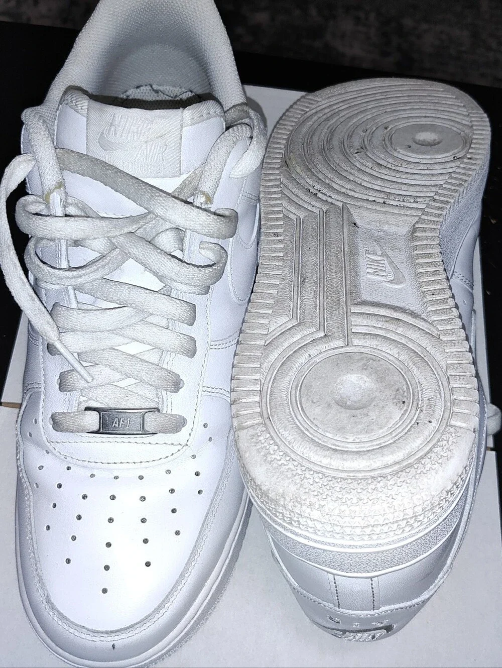 Nike White Men’s Low-Top Sneakers